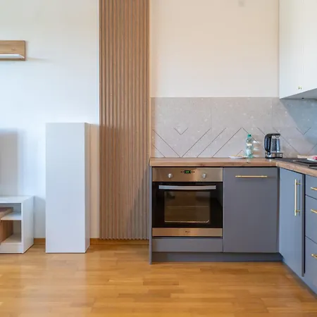 Modern Oasis By Bookinghost Катовице