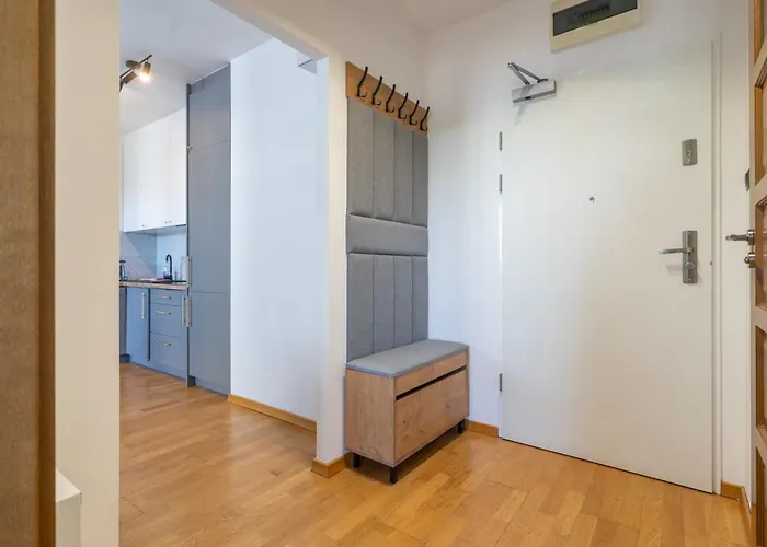 Modern Oasis By Bookinghost شقة كاتوفيتسه